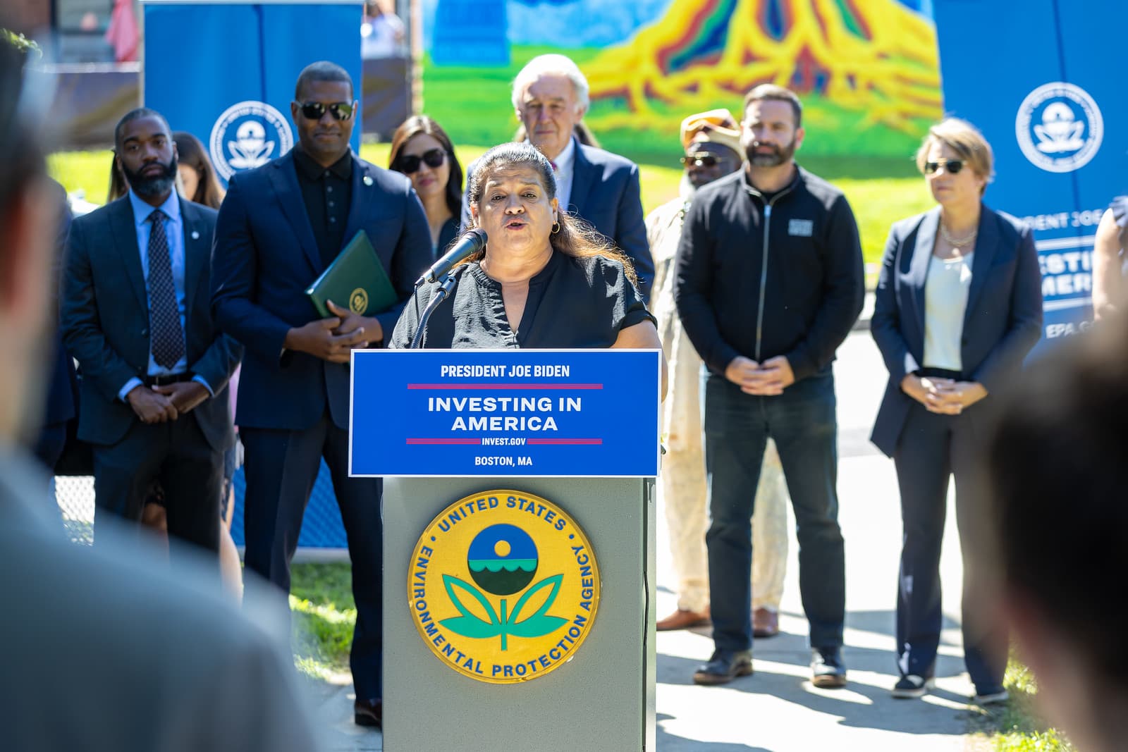 Josie Leon, resident of the soon-to-updated Franklin Field apartment complex, describing the impacts of indoor air pollution they experience, at EPA’s Greenhouse Gas Reduction press event.